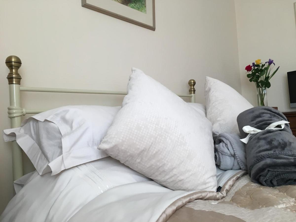 5 Charlton Mill Way B&B Chichester Rom bilde